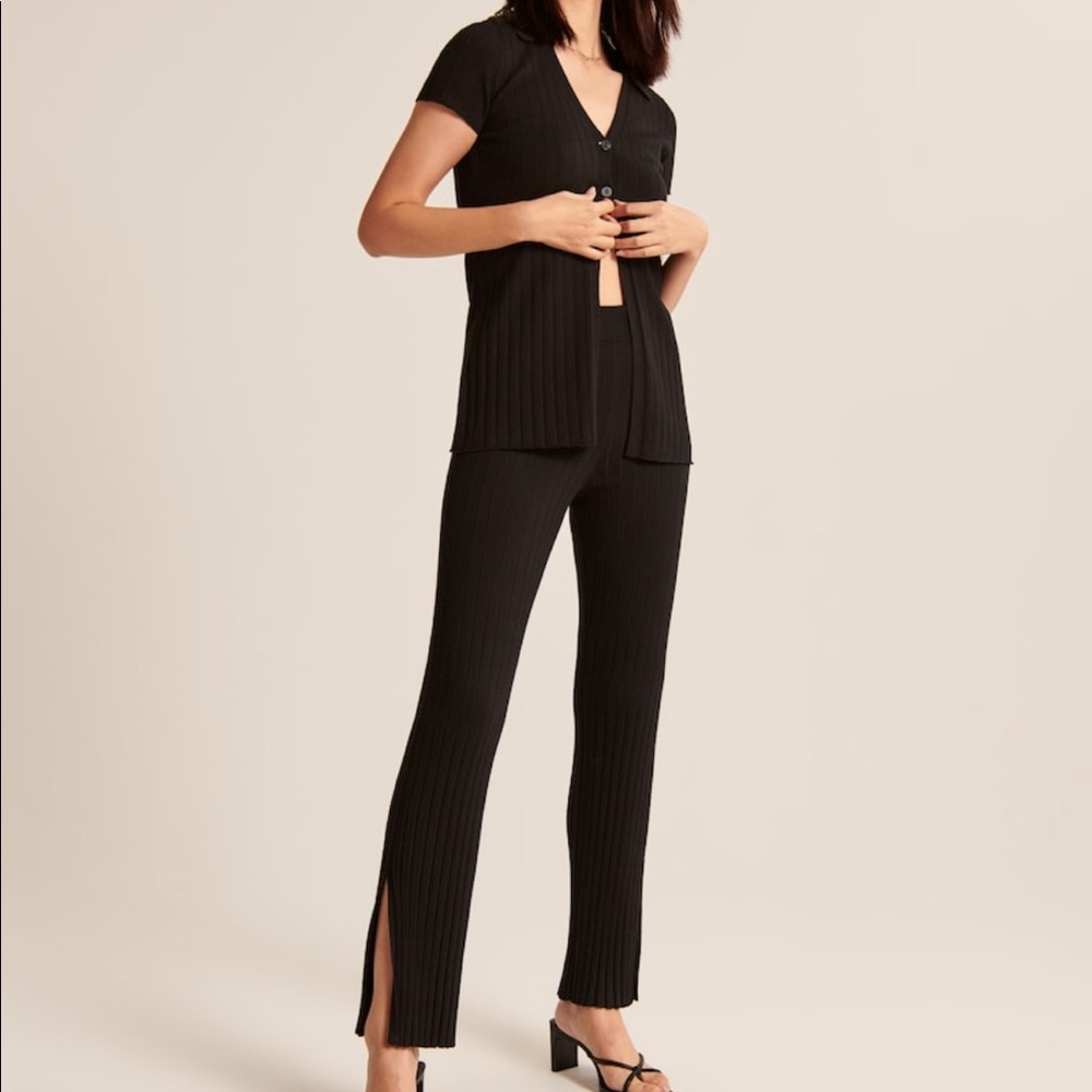 ABERCROMBIE RIBBED KNIT POLI AND PANT SET